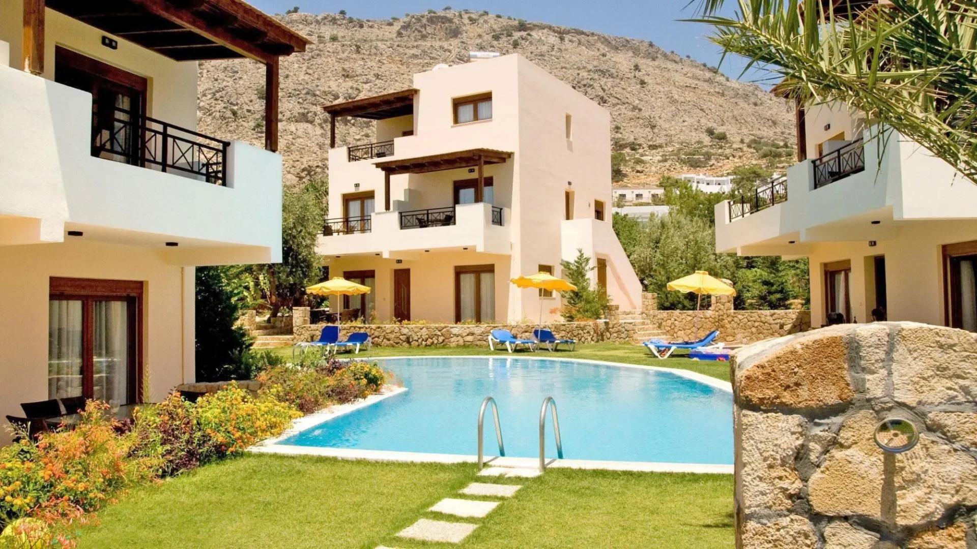 Blue Dream Luxury Villas