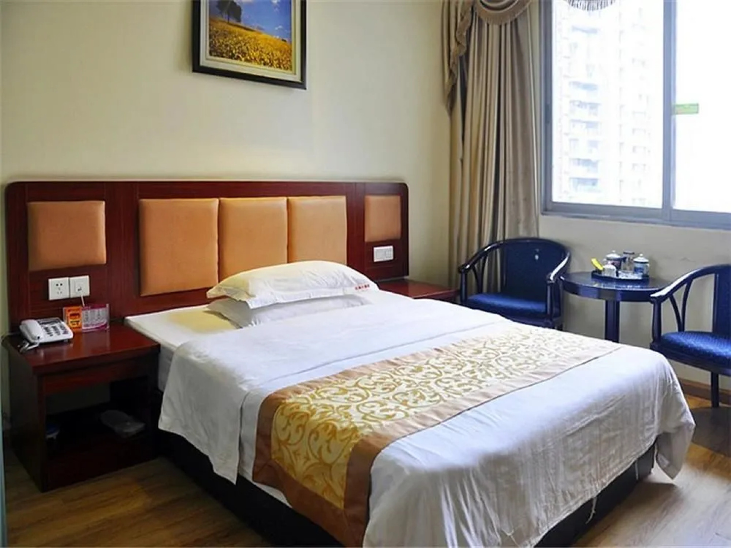 Hong Qi Grand Hotel