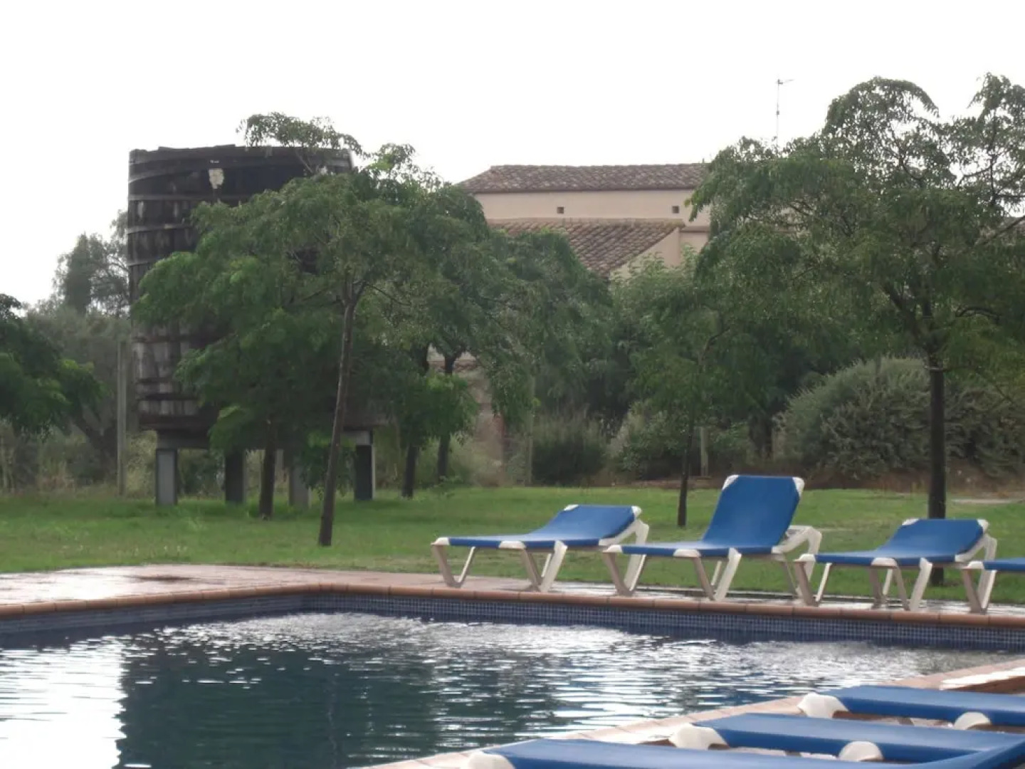 Modern Holiday Home in Subirats With Swimming Pool