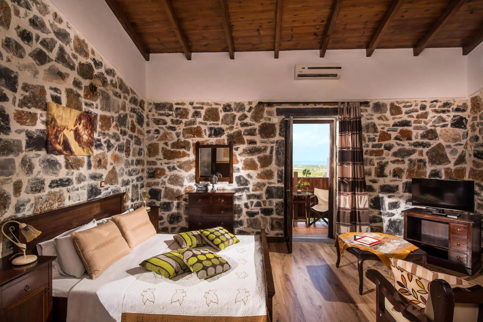 Balsamico Traditional Suites