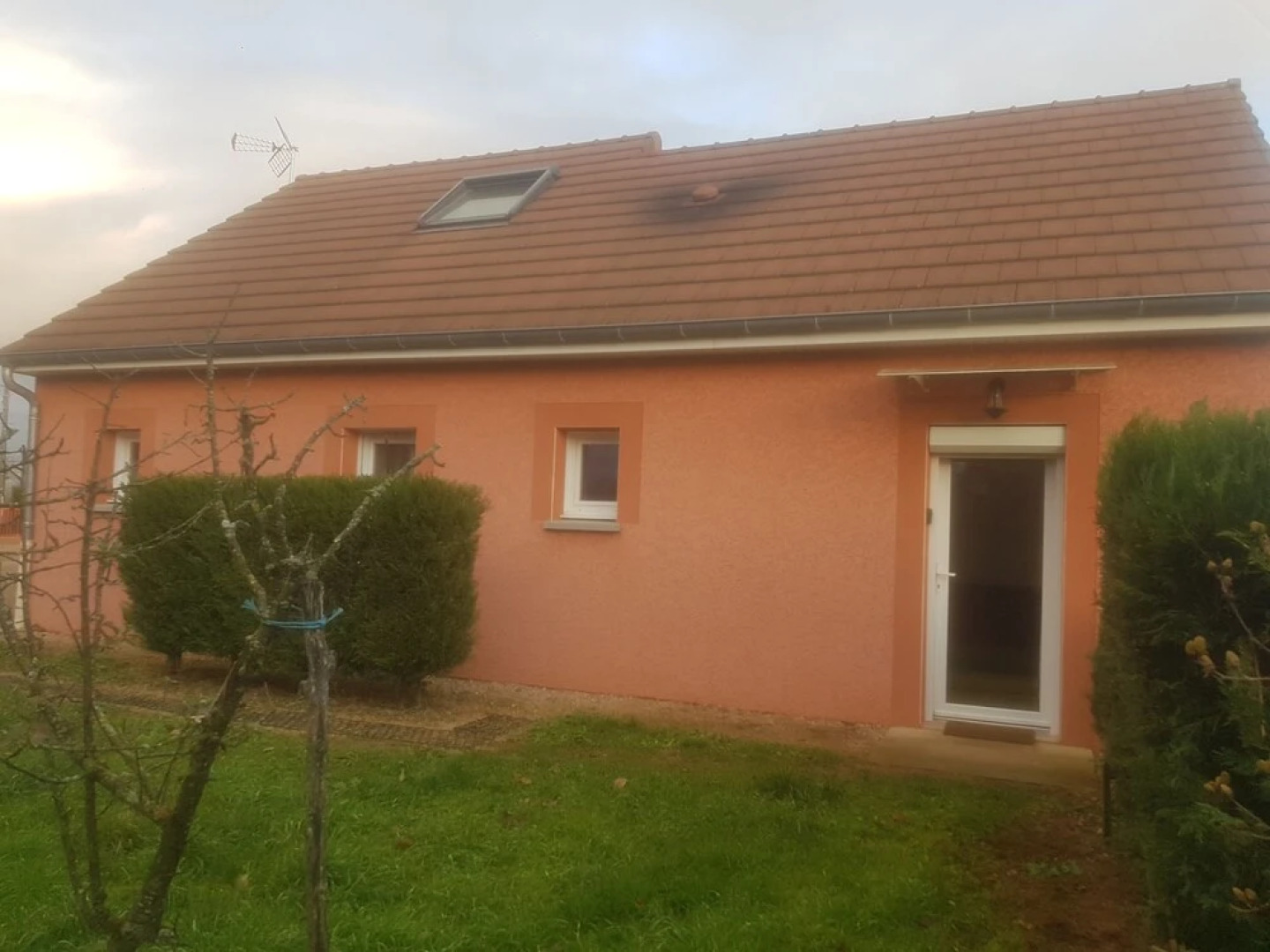 Maison à la Campagne II à 2km du Circuit de Bresse