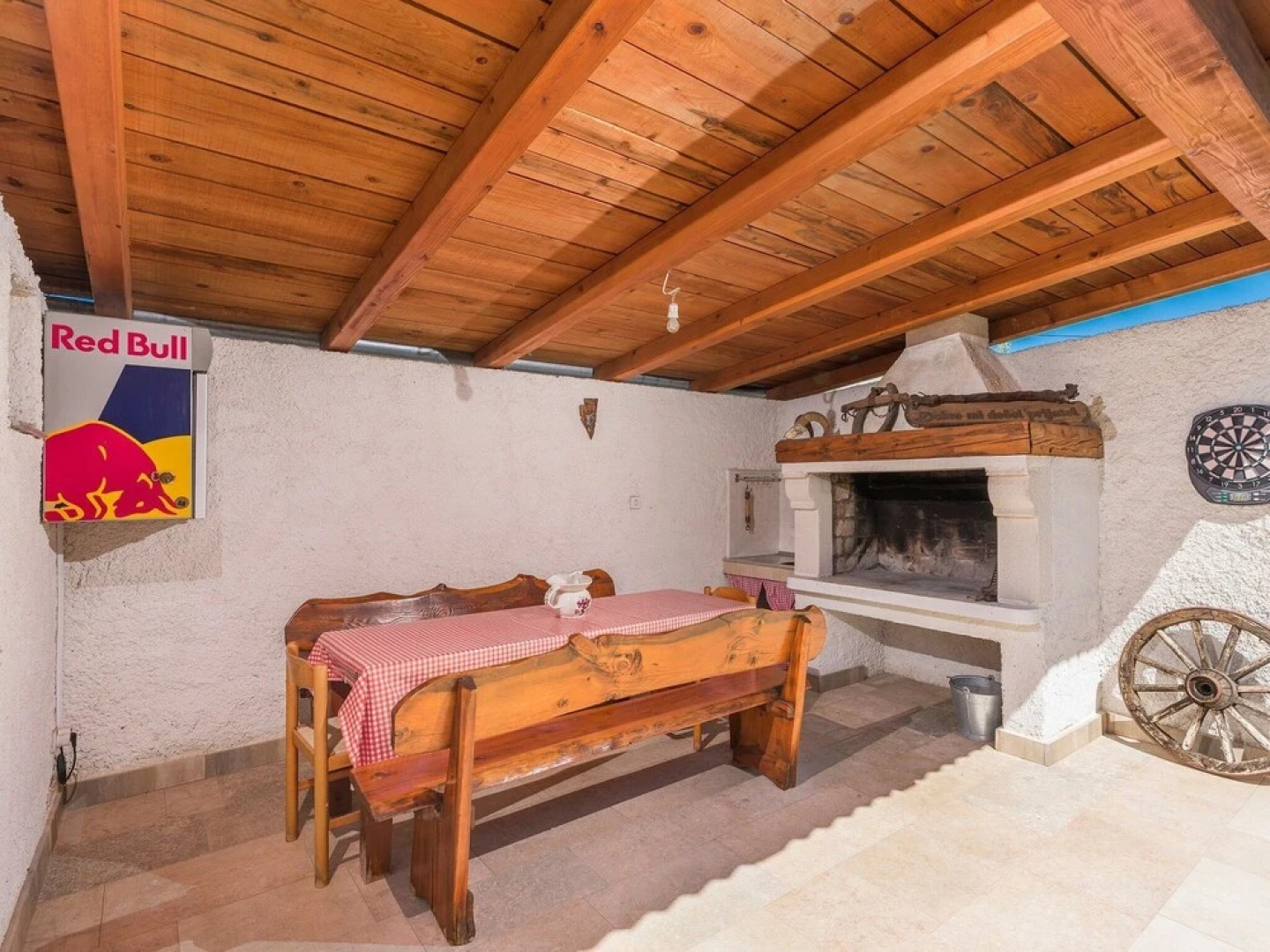 Two Bedrooms Ground Floor Apartment With Private Pool and Garden Near Pula