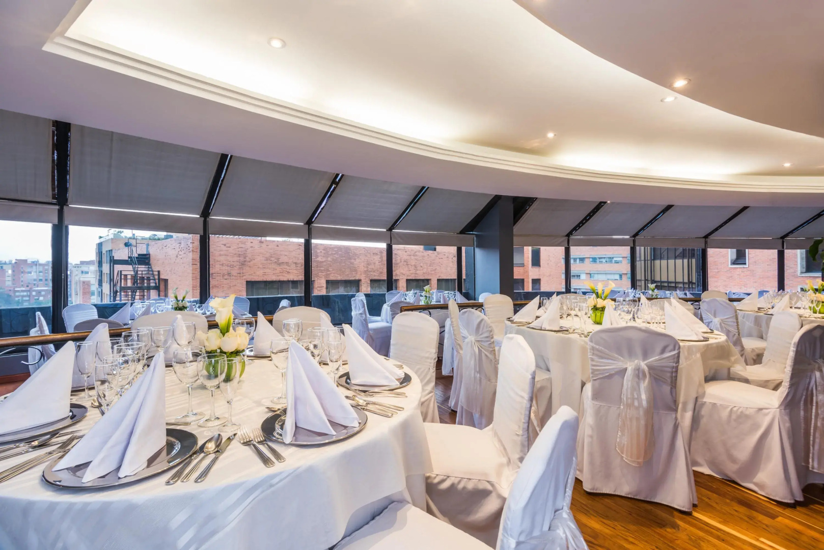 Cosmos 100 Hotel & Centro de Convenciones