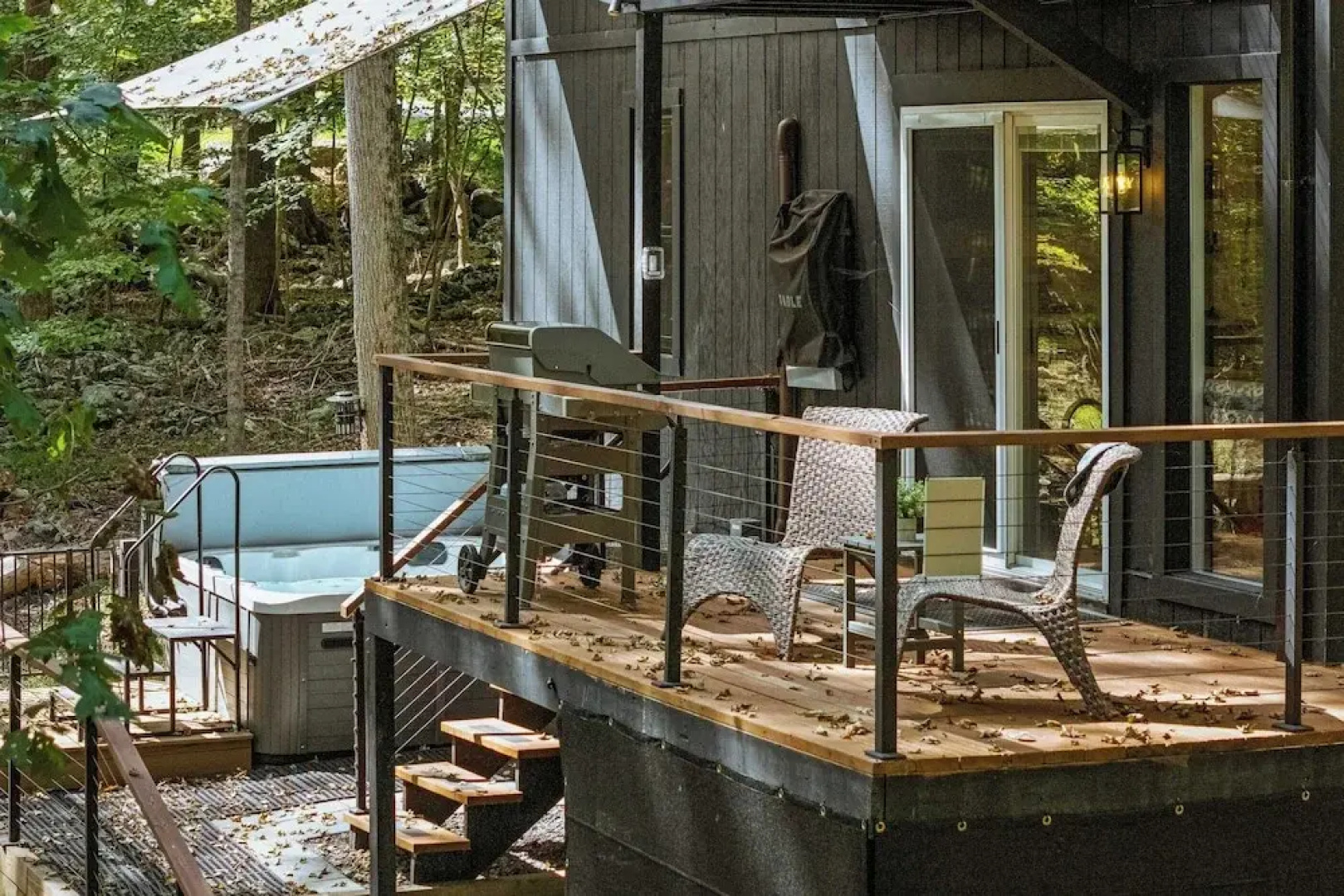 Hot Tub, Lake Access + Community Amenities Somerset Lodge by Avantstay