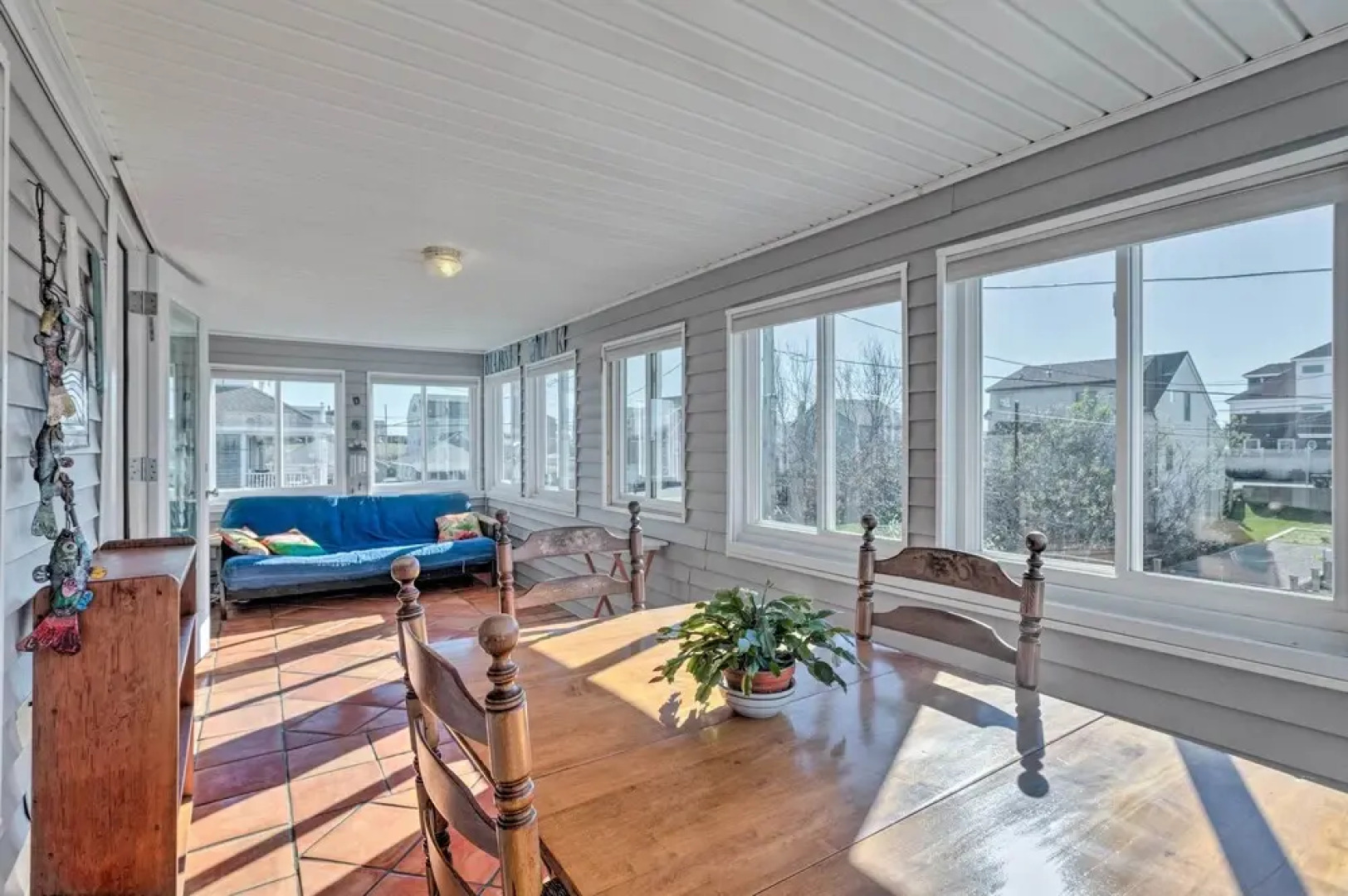 Seaside SK Getaway: Steps to Matunuck Beach!