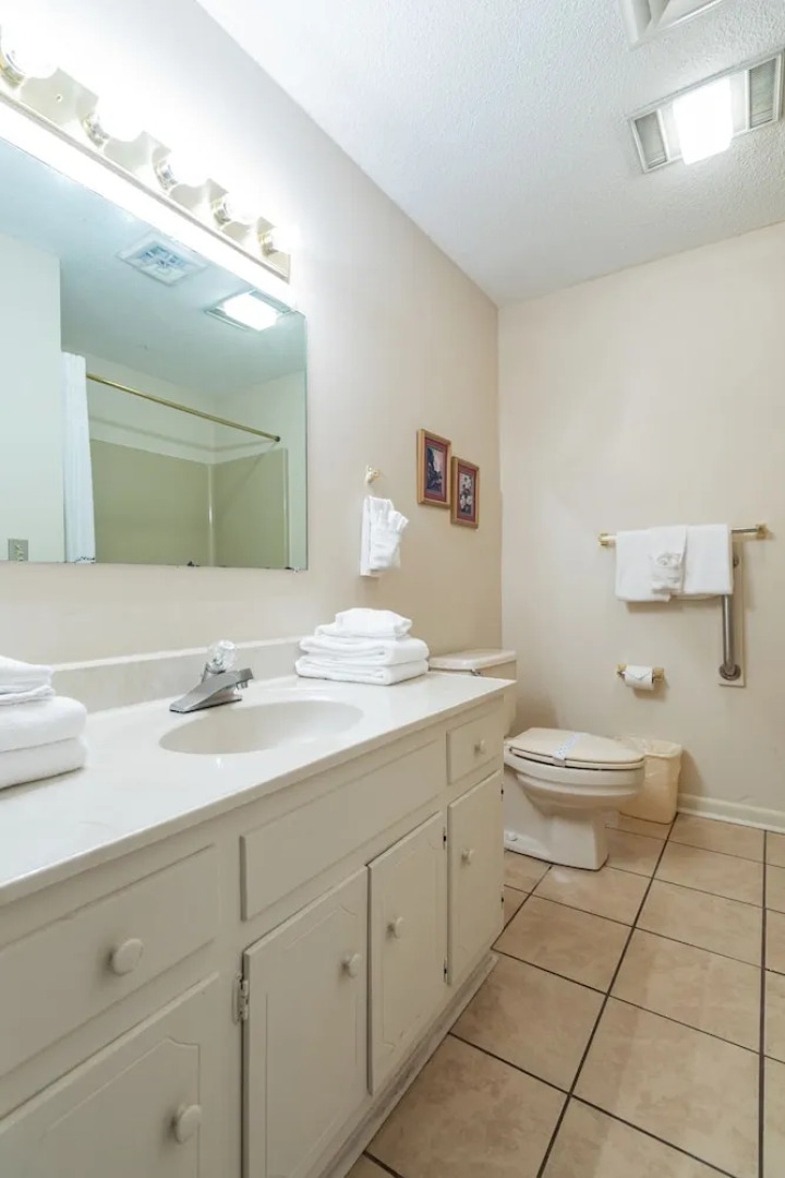 Crown Resorts at Lake Tansi