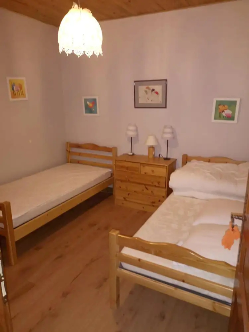 House With 4 Bedrooms in Briançon, With Wonderful Mountain View, Enclosed Garden and Wifi - 16 km From the Slopes