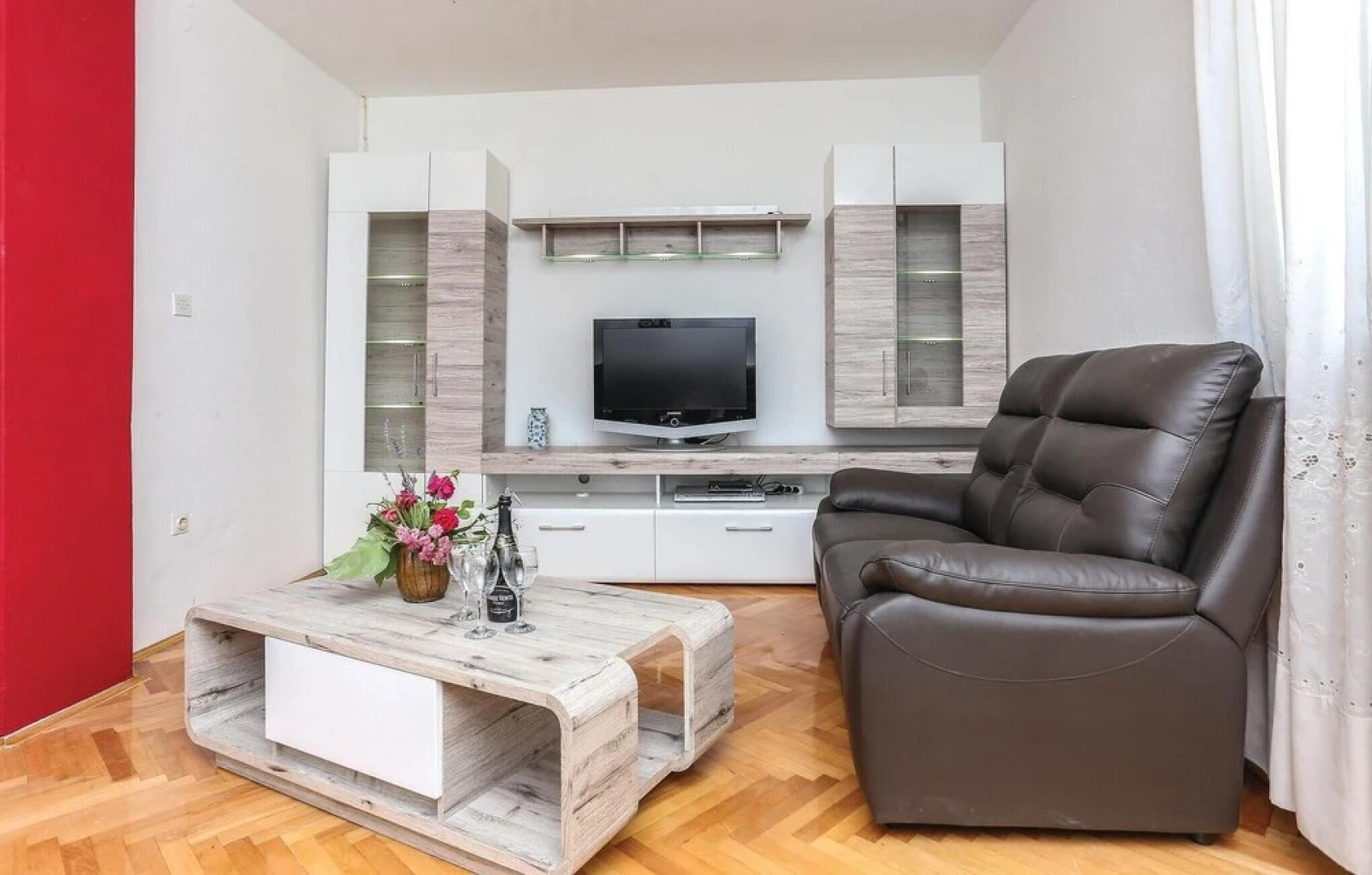Awesome Home in Kastel Luksic With Sauna, Wifi and 6 Bedrooms