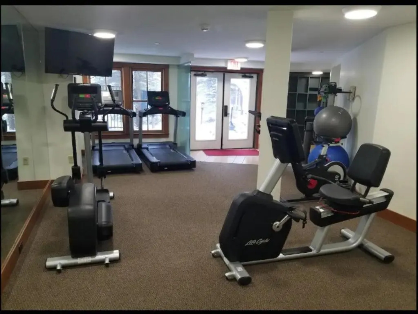 Allegheny Spring 326, ski in out, Pool HotTub