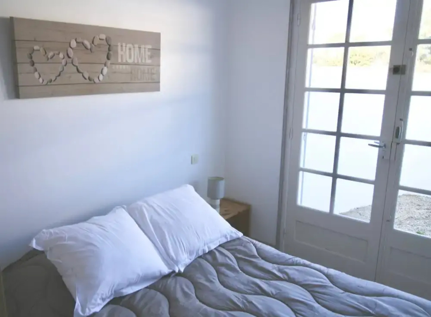 Clos DES Pins , Pavilion for 4 People, in the Heart of the Pine Forest, Heated Swimming Pool