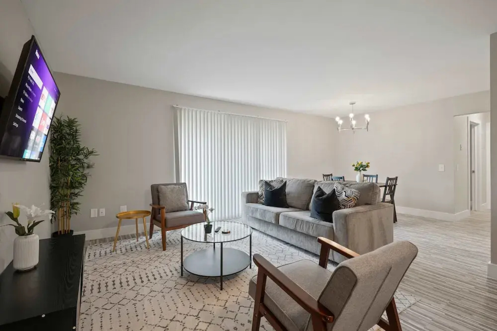 Comfortable 2BR 2BA Home Away From Home