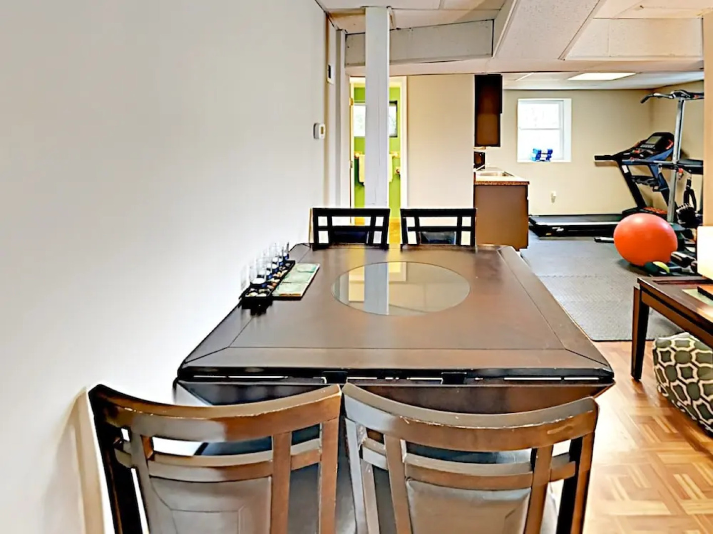 4BR Country Home w/ Hot Tub