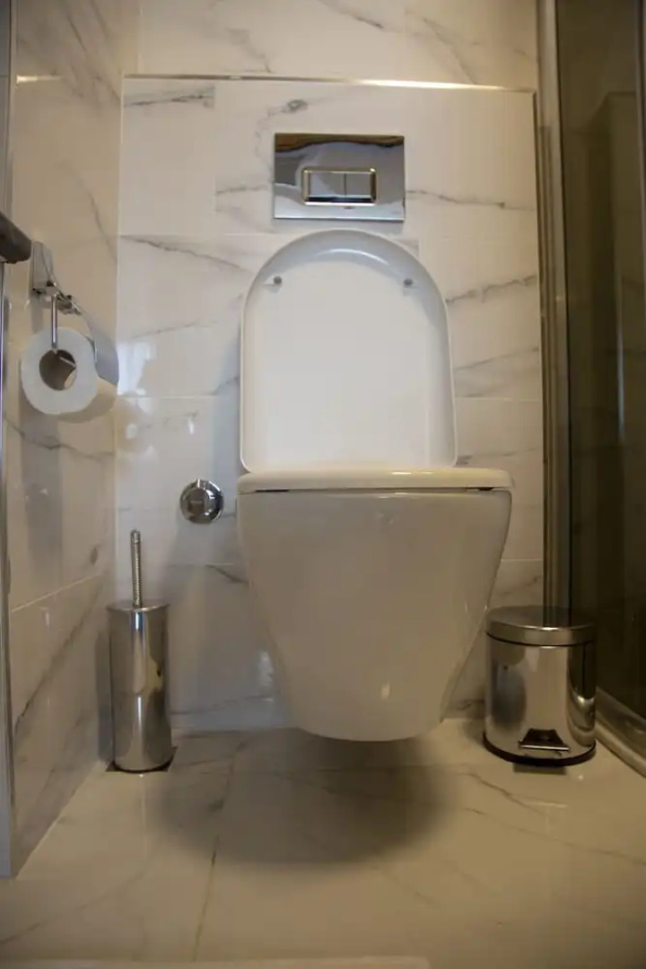 Golden World Suite Hotel