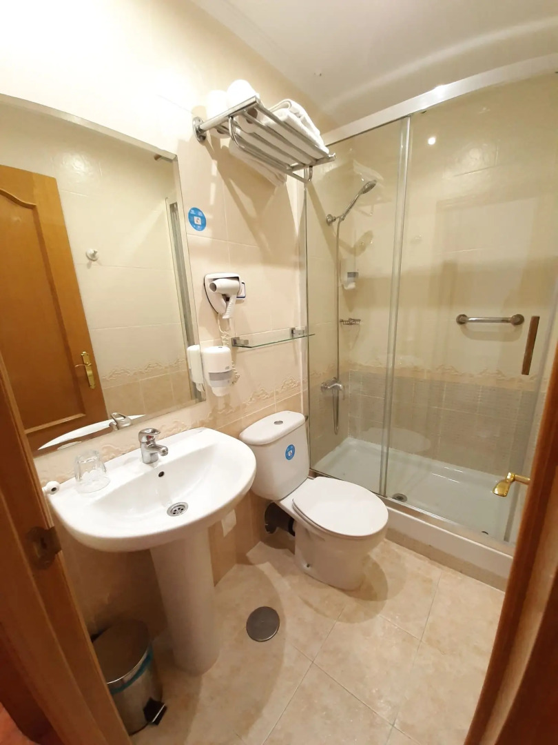 Hostal Las Fuentes - Adults Only