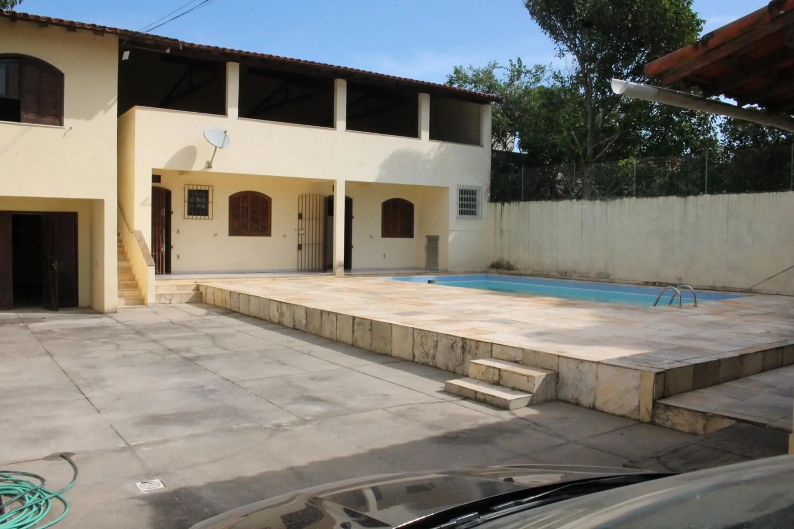 Casa muito espaçosa privativa com Piscina, Churrasqueira e área gourmet