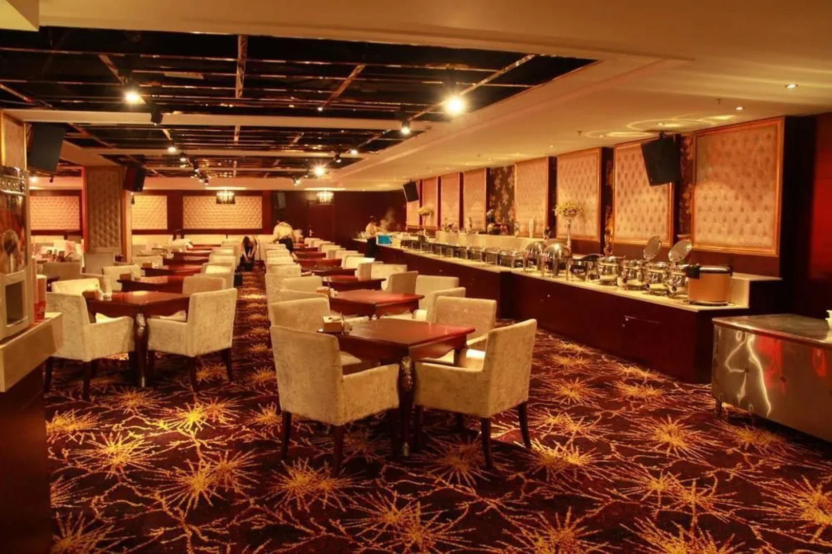 Oriental Luoma Hotel