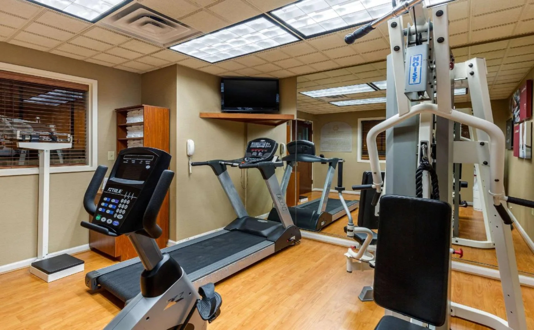 Holiday Inn Express & Suites Leesburg - Historic District by IHG