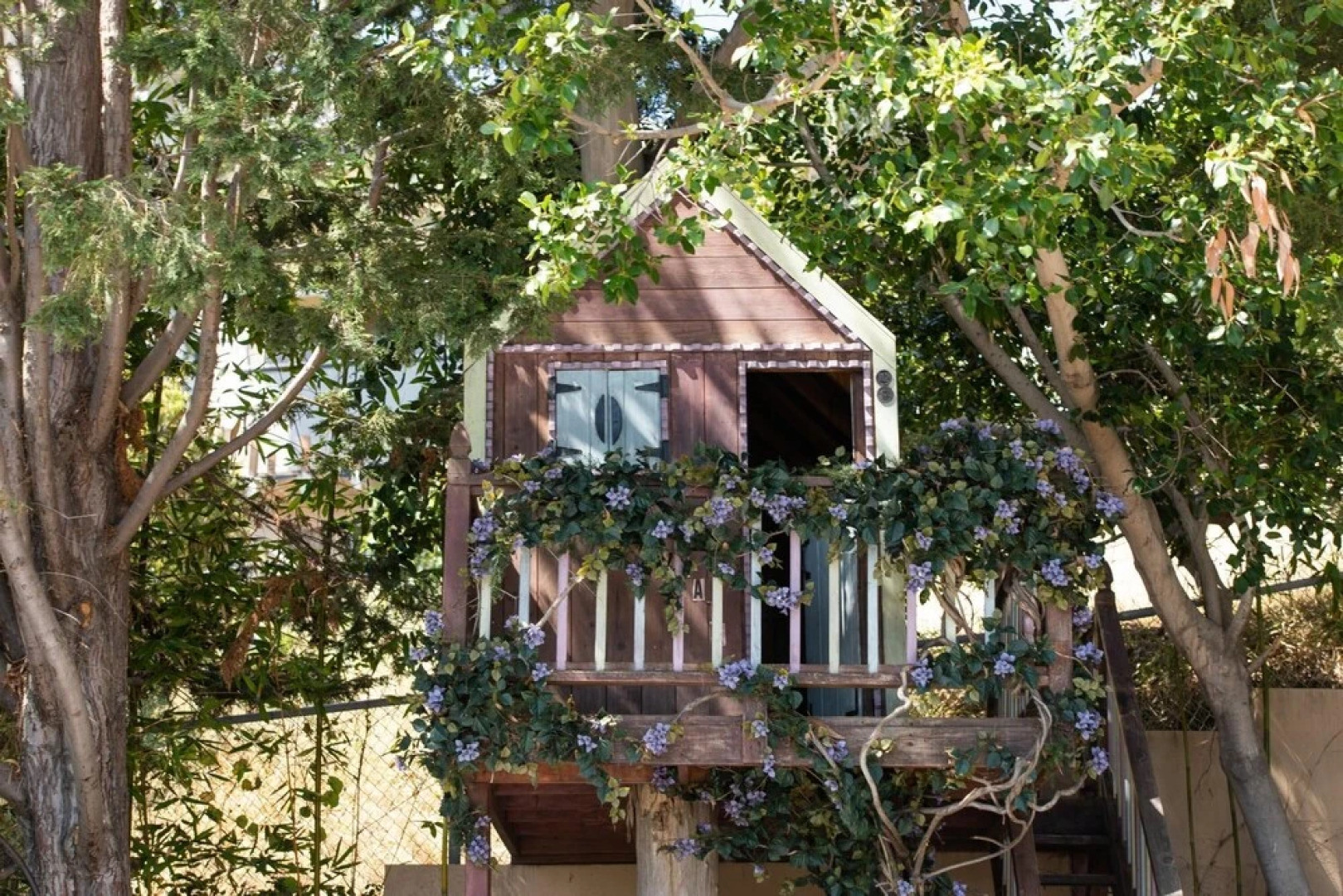 PCH 7 in Malibu With 3 Bedrooms and 2 Bathrooms