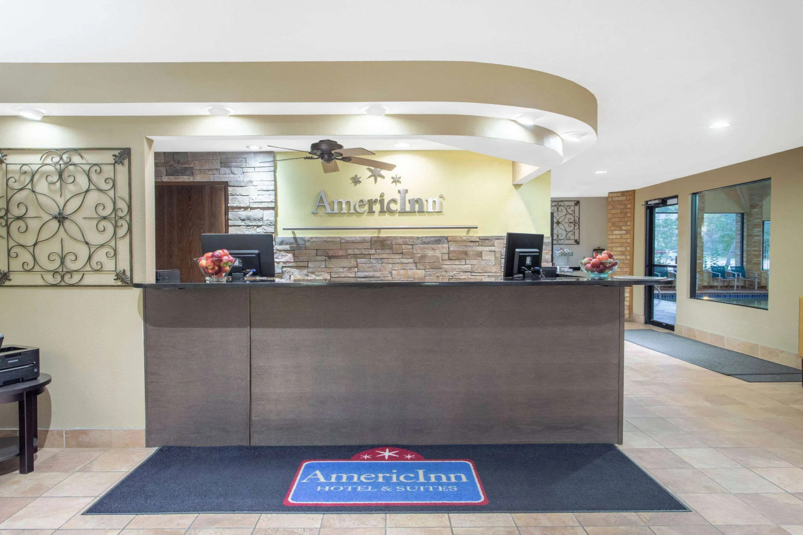 AmericInn by Wyndham Delafield-Waukesha-Milwaukee