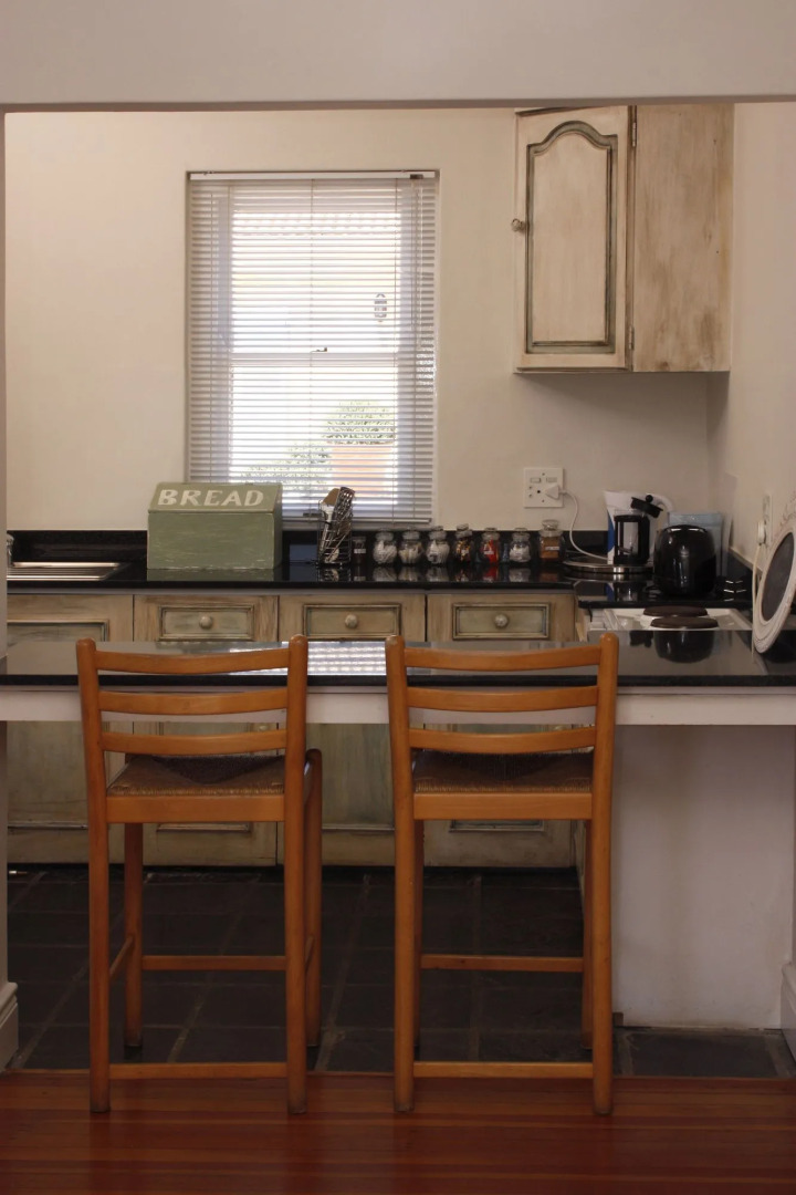 Auberge Burgundy Guest House