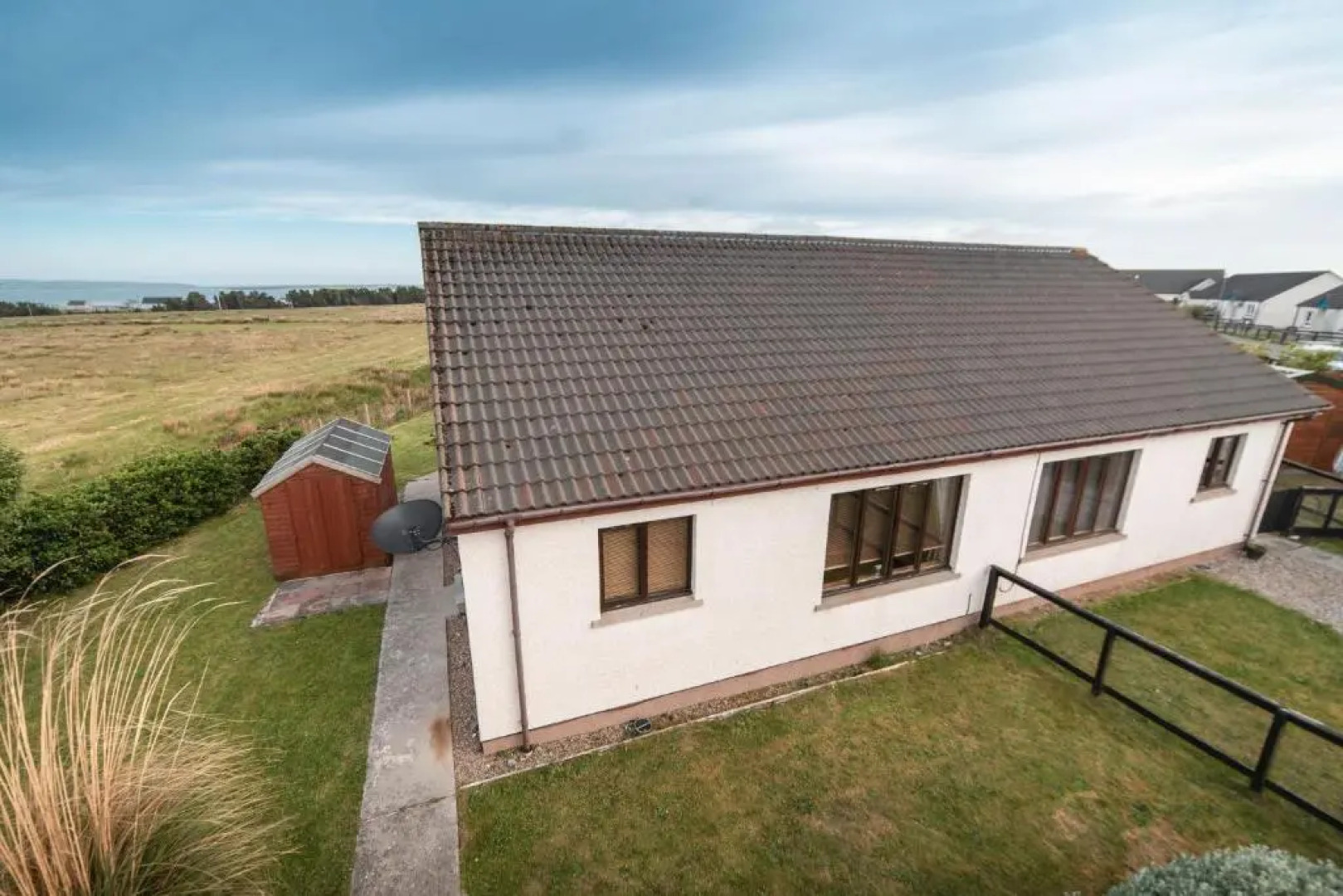 The Wee Gem - 9 Milking Hill Park