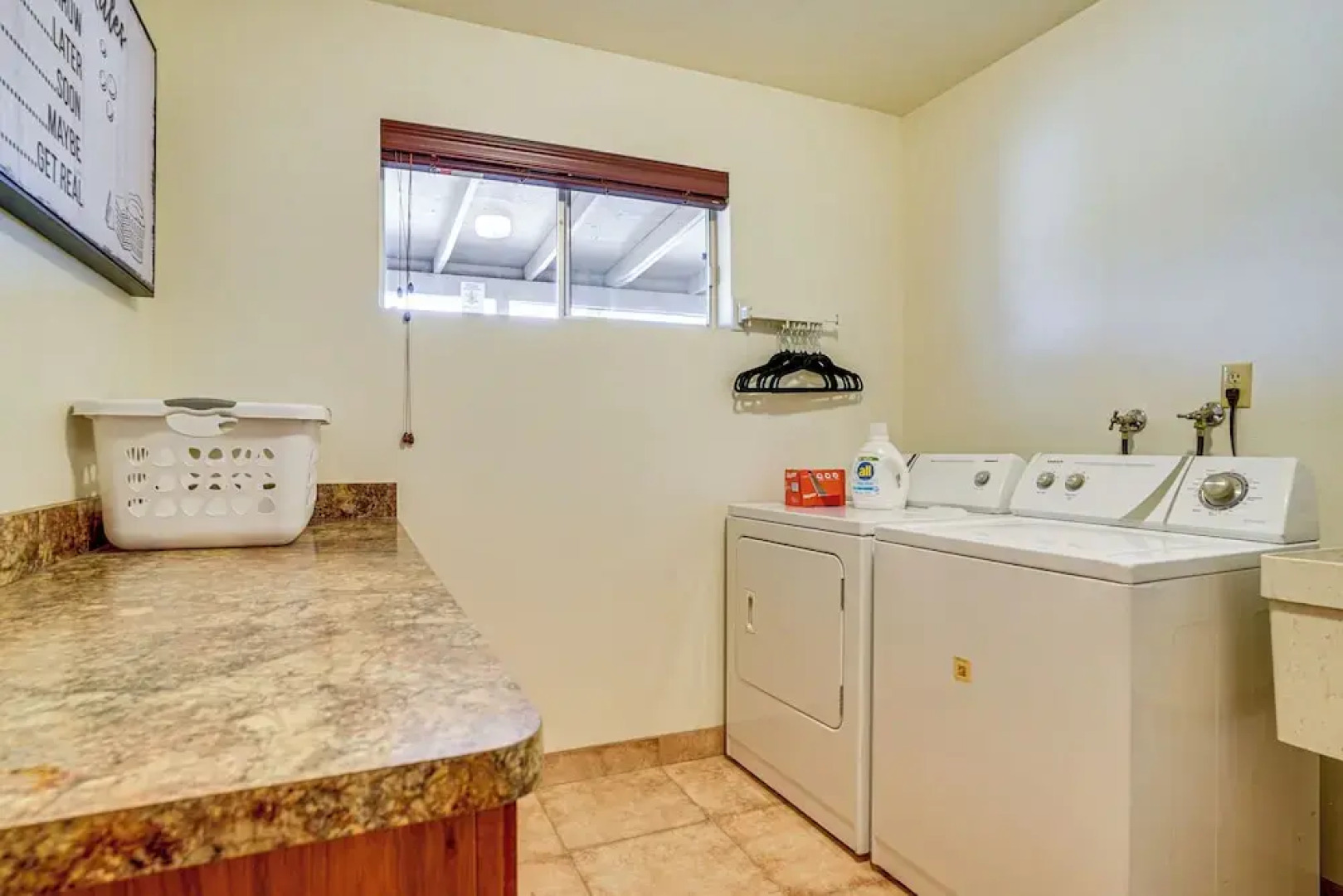 Patio & Mtn Views: Wickenburg 'trail Head House'