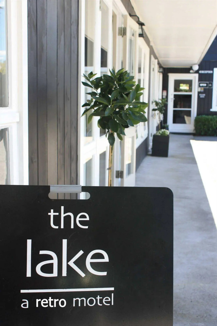 The Lake Motel