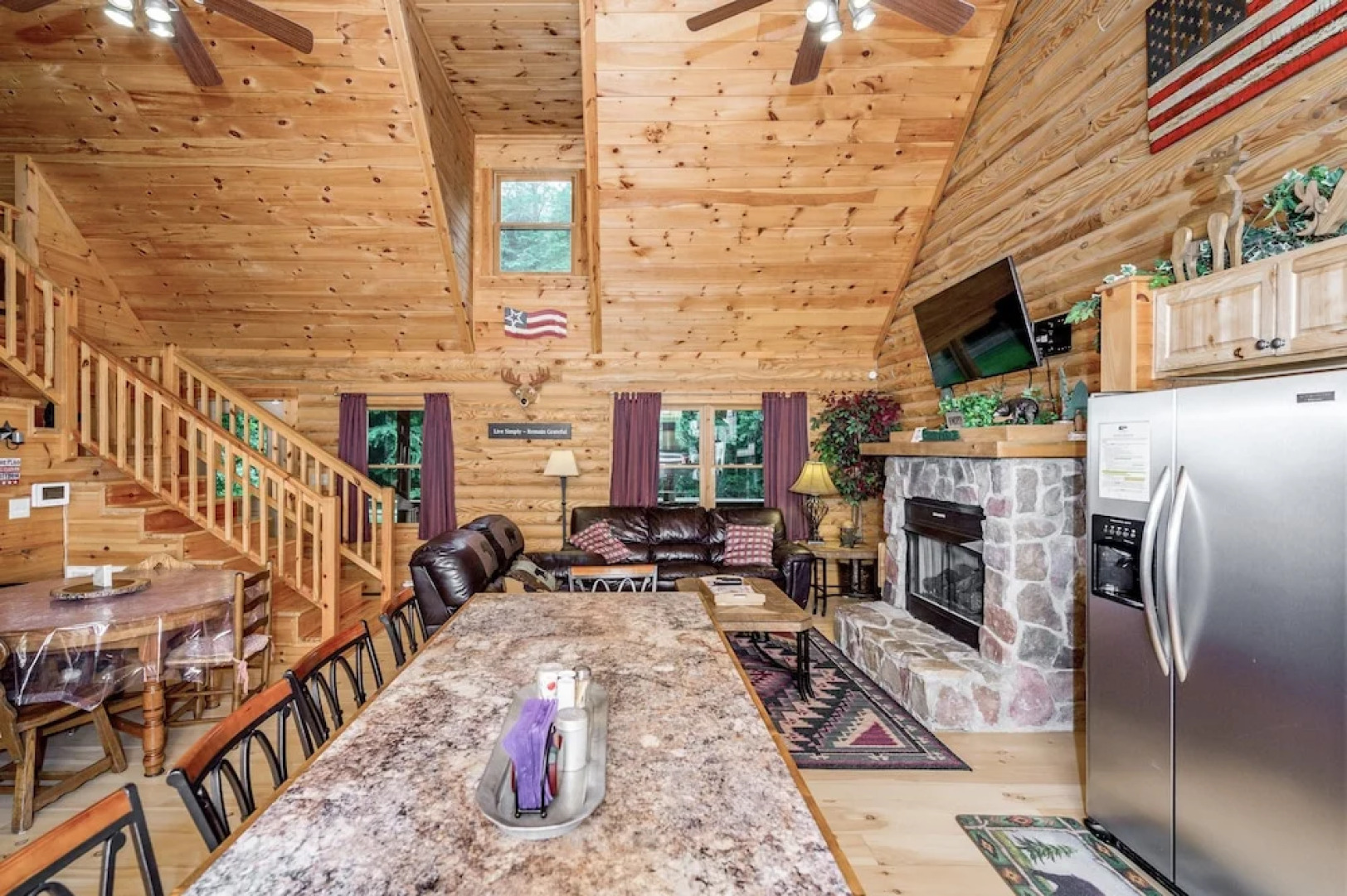 347 Redbird Drive Home 3 Bedrooms 2 Bathrooms Home