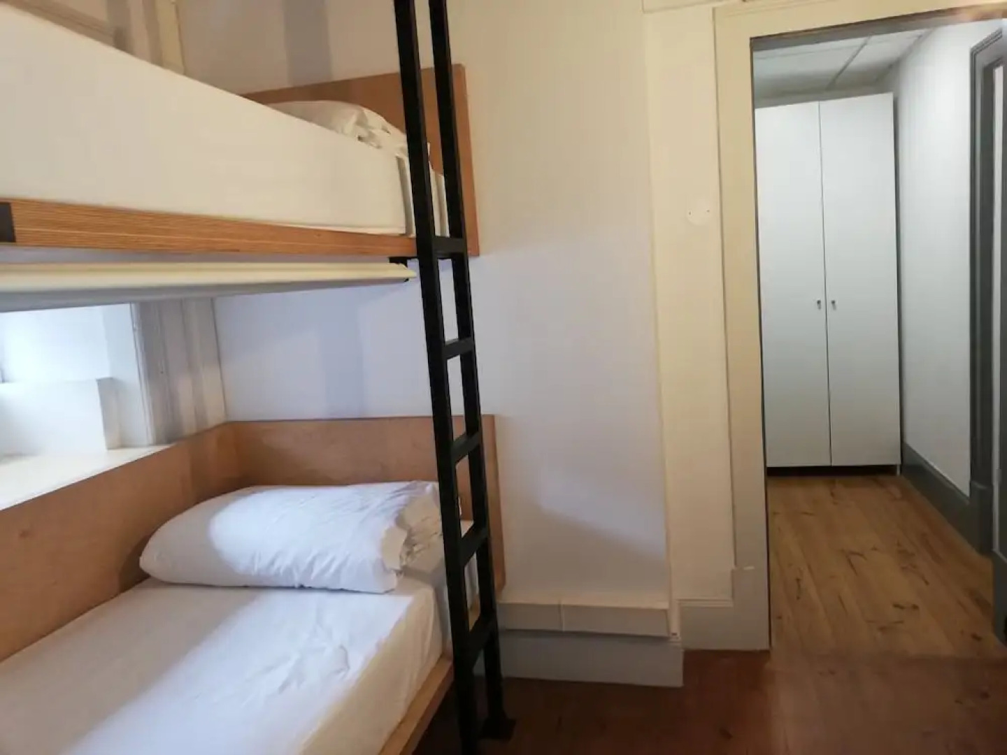 Penedo da Saudade Suites & Hostel