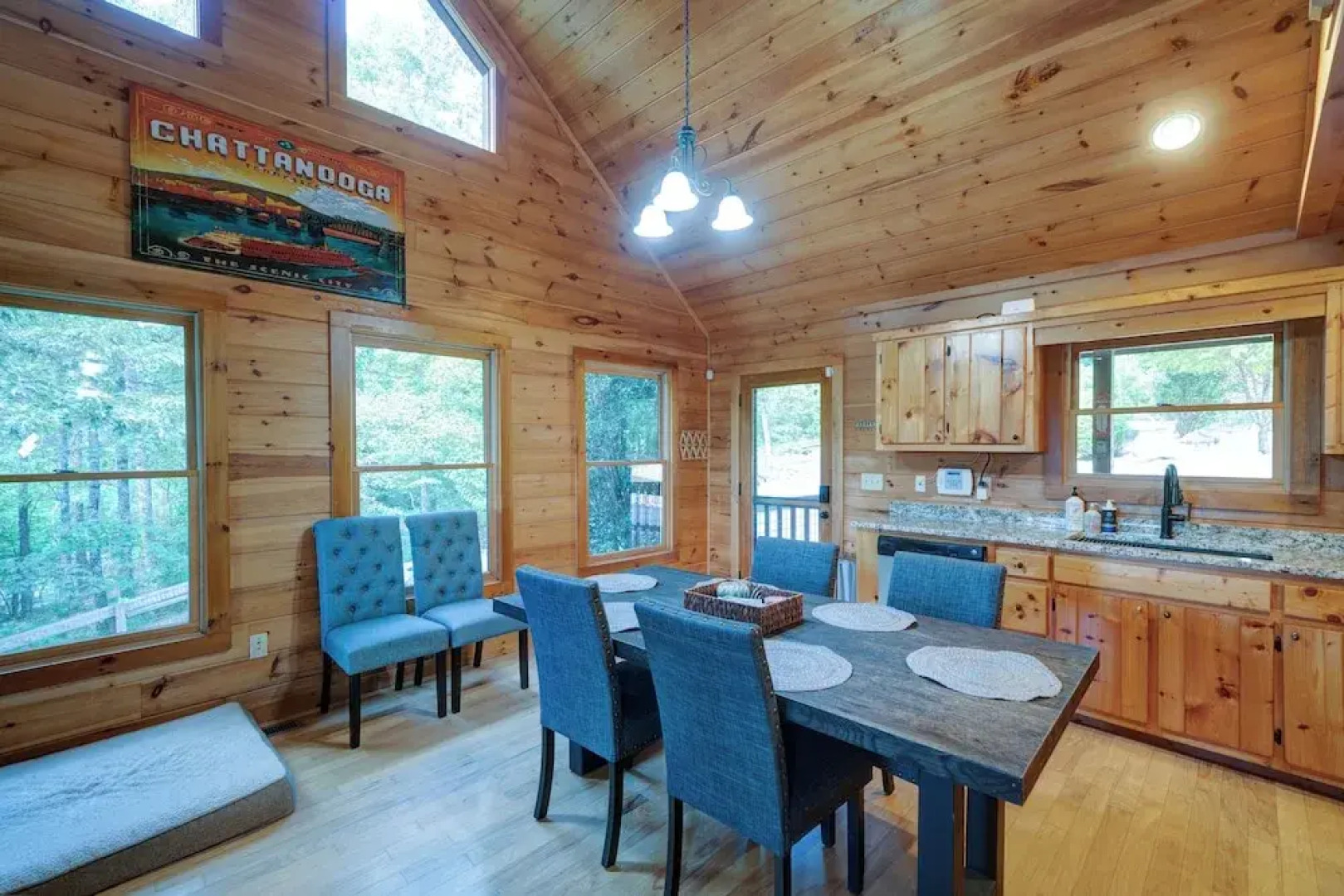 Mountain Haven in the Woods