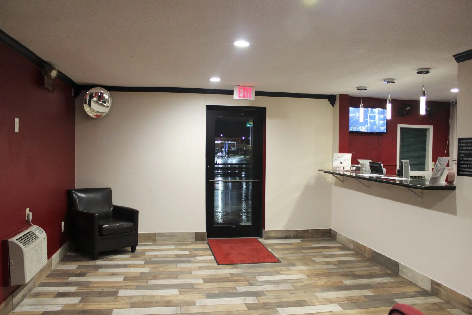 Super 8 by Wyndham Tuscaloosa