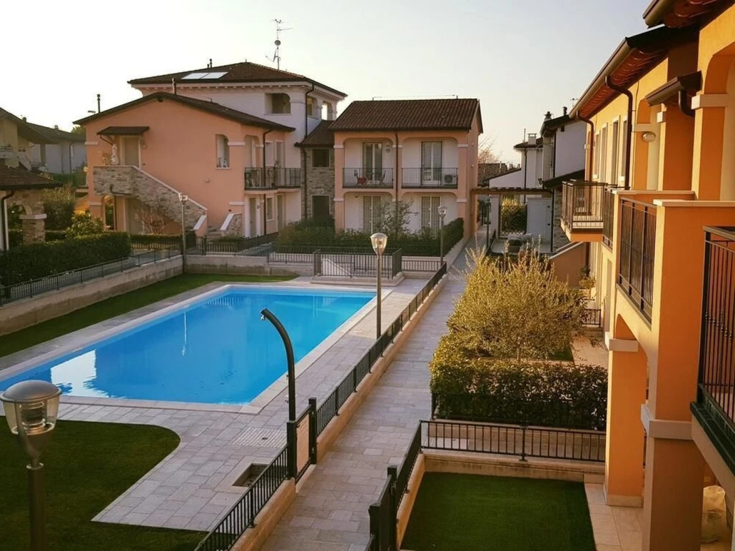 Aurora Tower Apartment