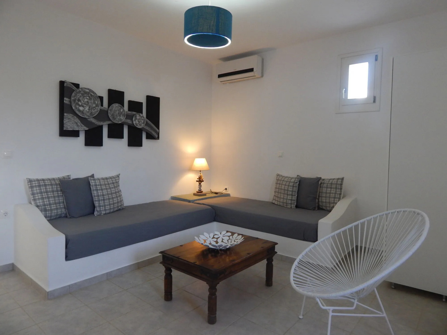 Dolphin Kastraki Studios