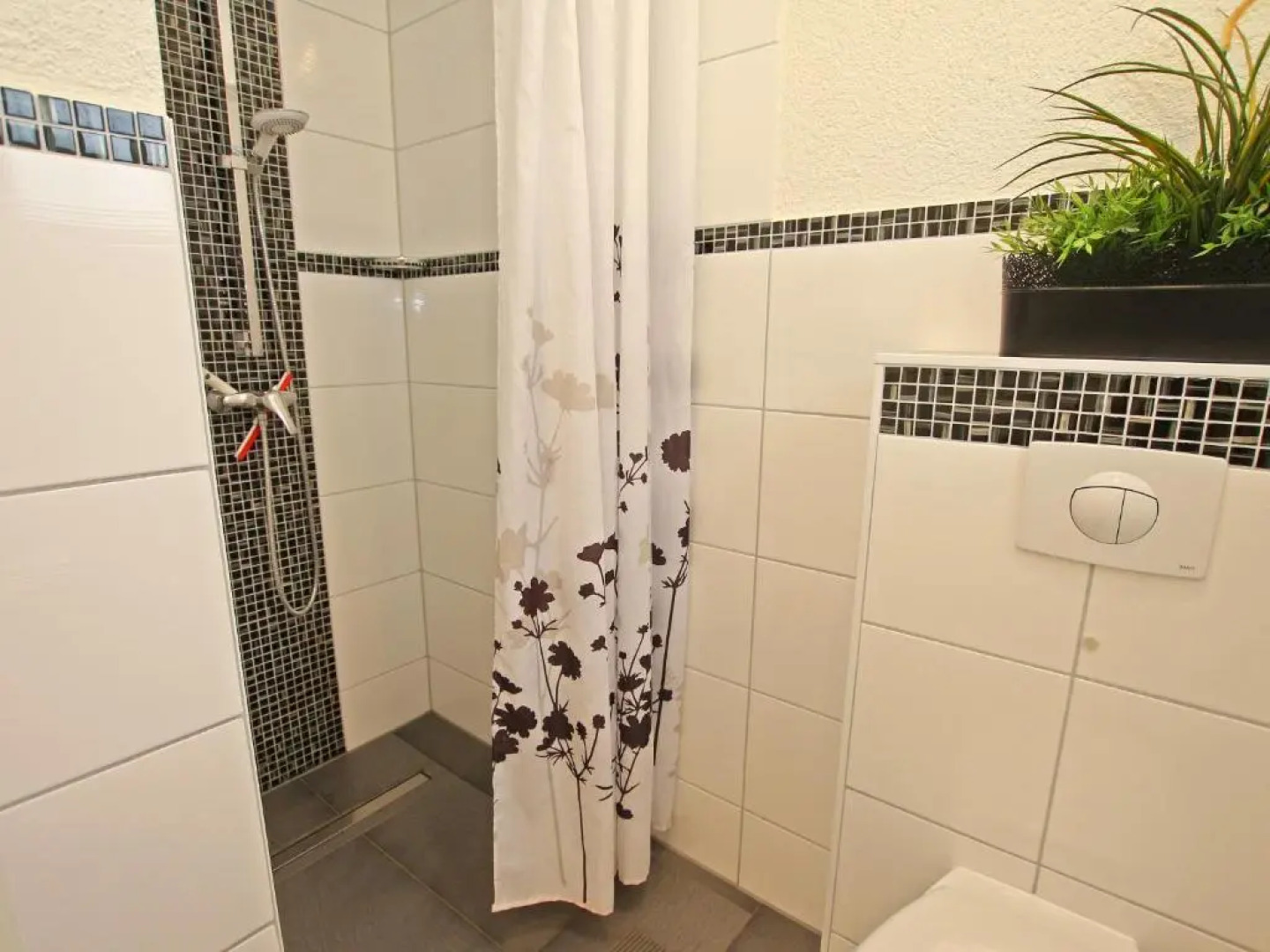 Ferienwohnung Burg Stargard SEE 8451