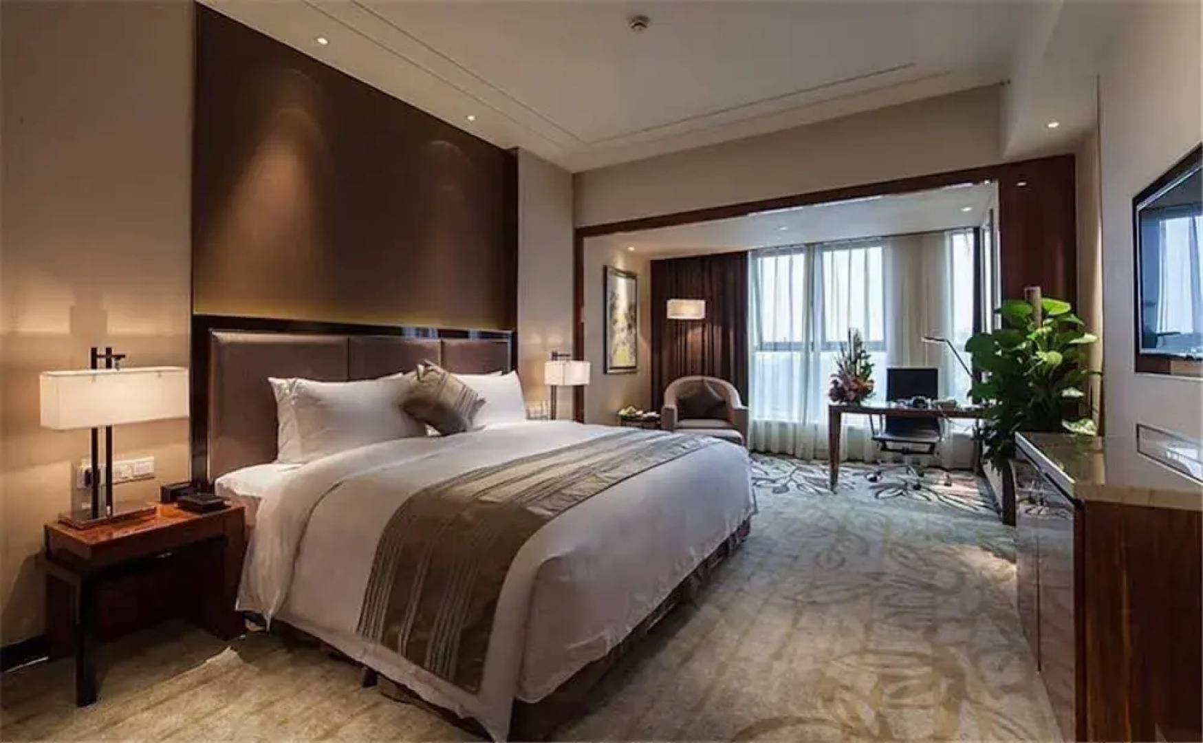 Chengdu Phoenix International Hotel