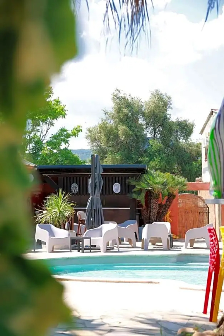 Hôtel Le Banana's -  Auberge du Corsigliese