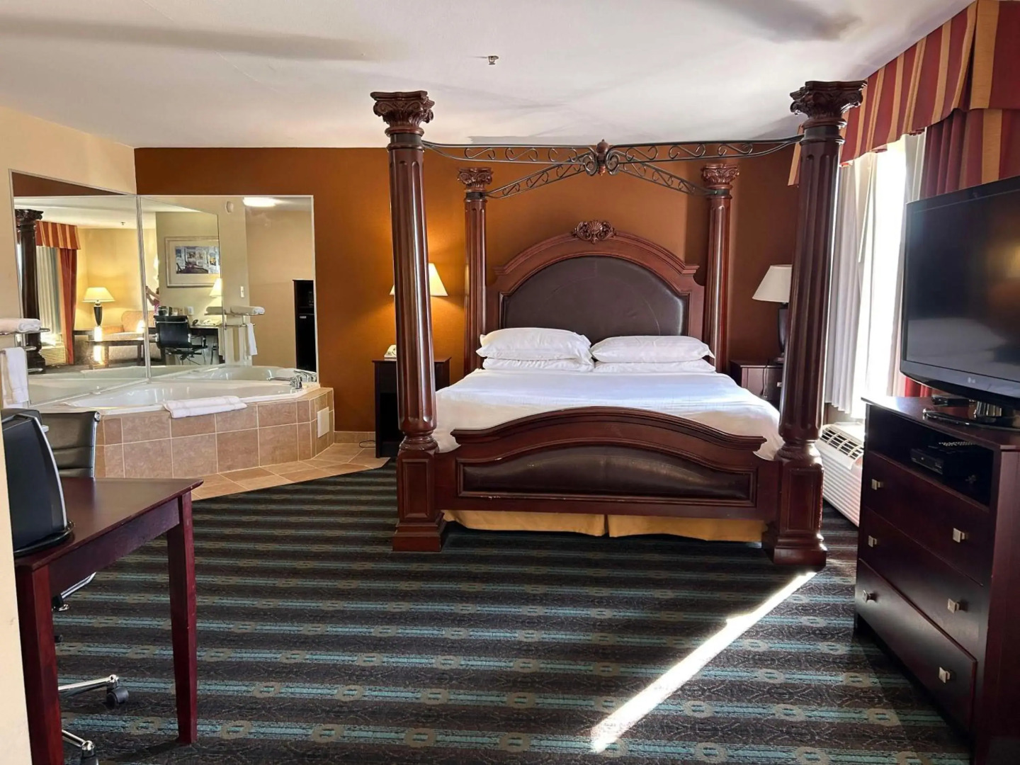 Express Inn Leesville Ft Johnson, SureStay Collection by BW