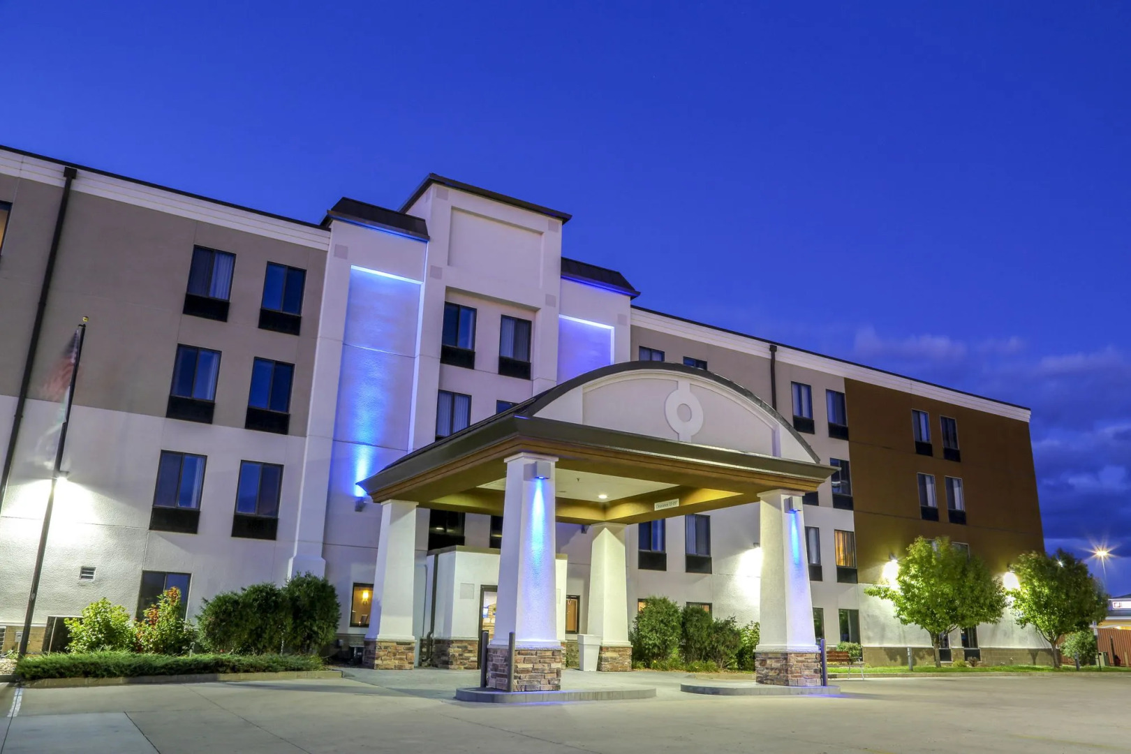 Holiday Inn Express Fargo-West Acres by IHG
