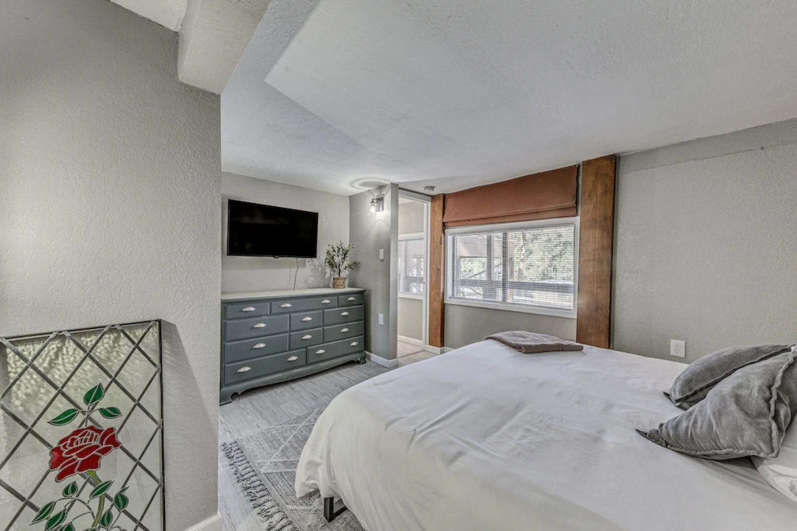 Ruidoso Retreat w/ Mtn Views ~ 20 Mi to Ski Apache