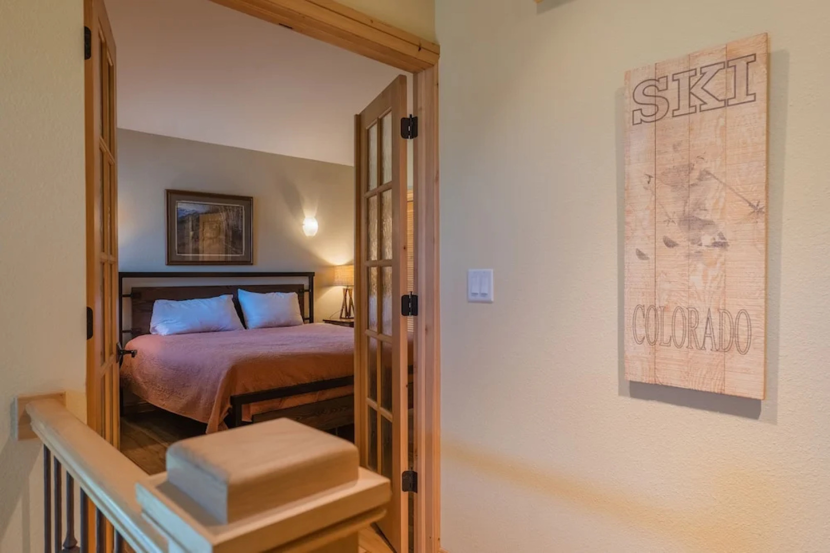 Private Home With A Beautiful Mountain Vista - Woods24 by RedAwning