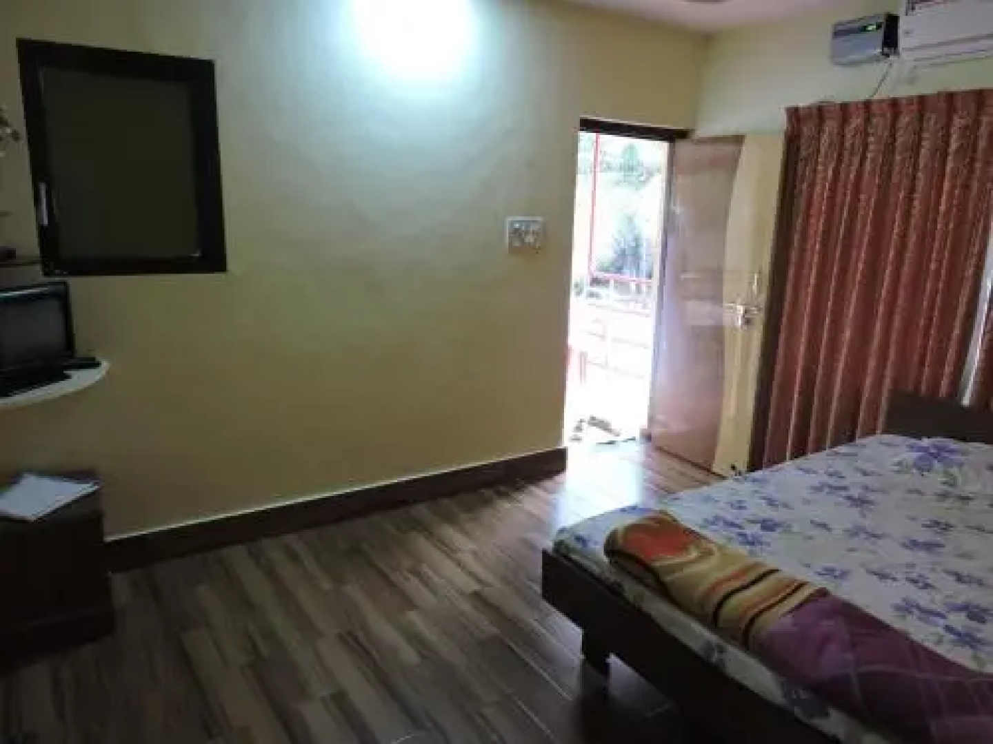 Born 4 Tours# Kaveris nest