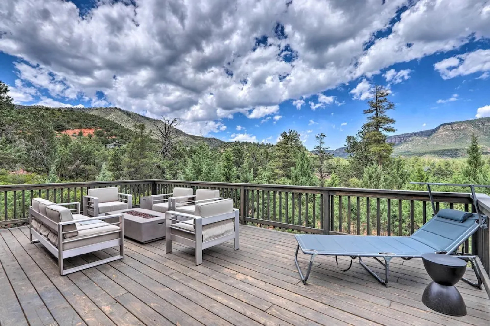 Fire Pit, Deck & Mtn Views: Upscale Pine Cabin!