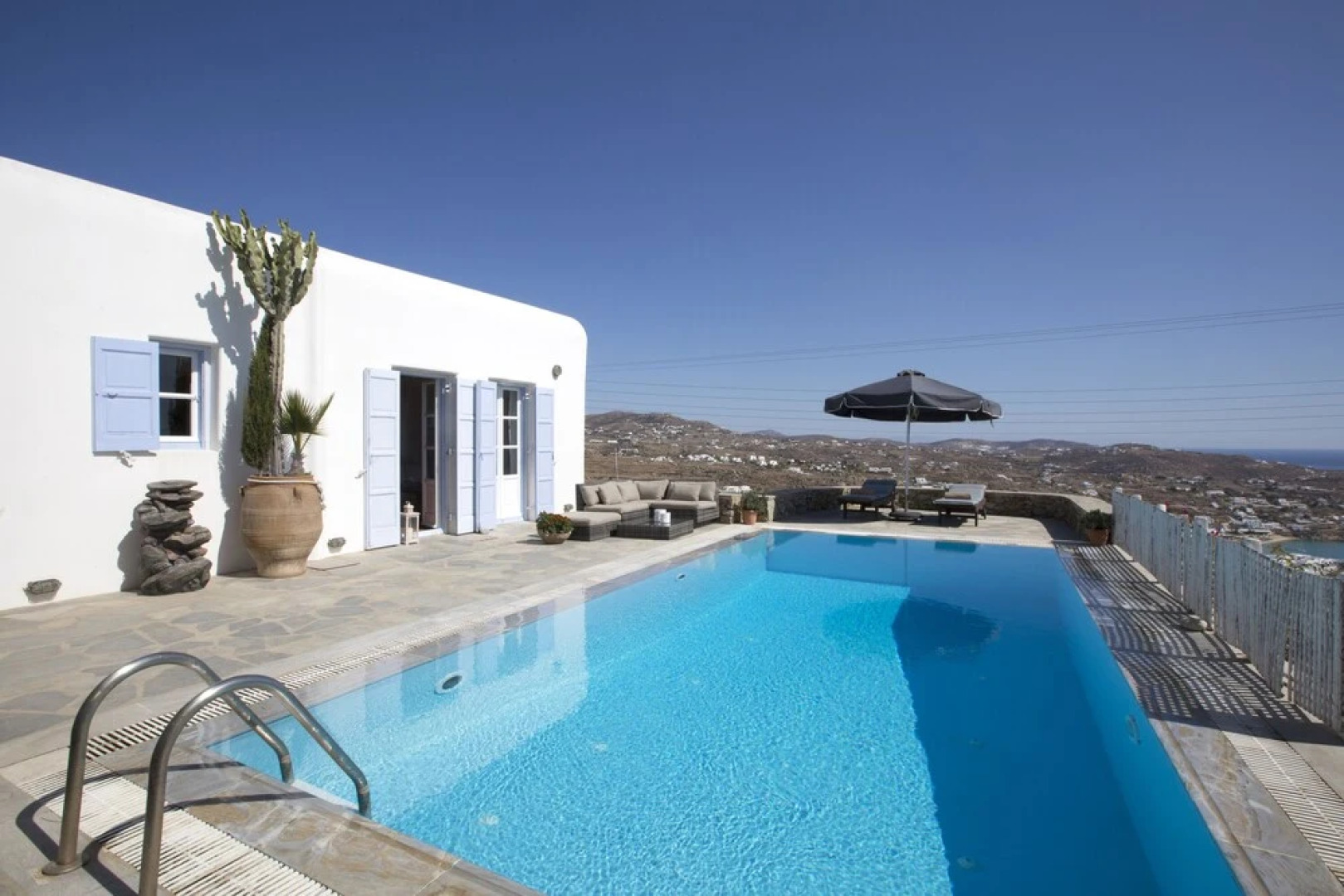 Psarrou villa for 10 guests, stunning sea views