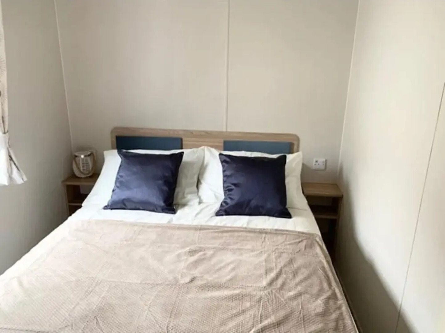 Exotic 3-bed Caravan at Newquay Holiday Park