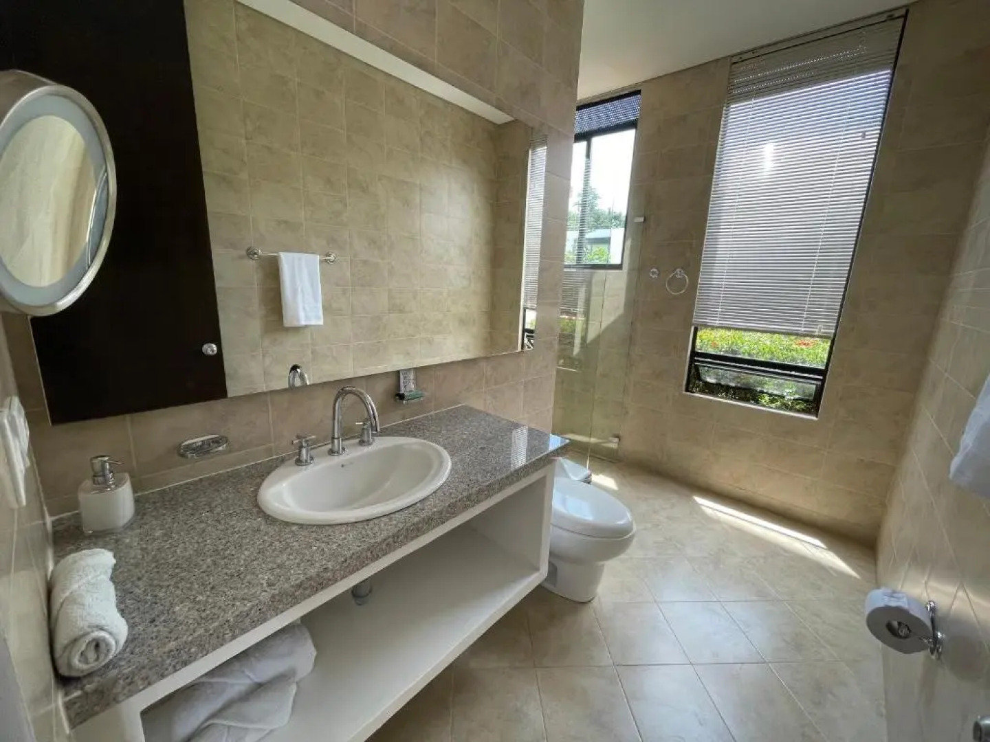 Maravillosa casa en Anapoima con piscina y jacuzzi privados