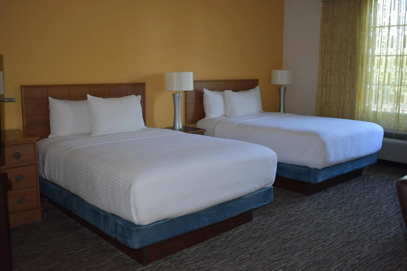 Studio 6 Carlsbad, CA