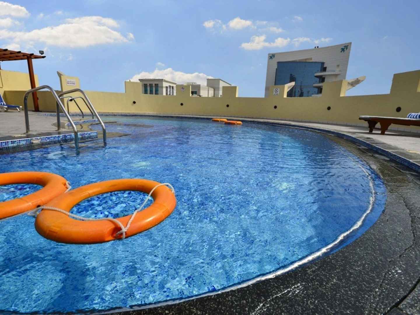 Grand Midwest Hotel Apartments