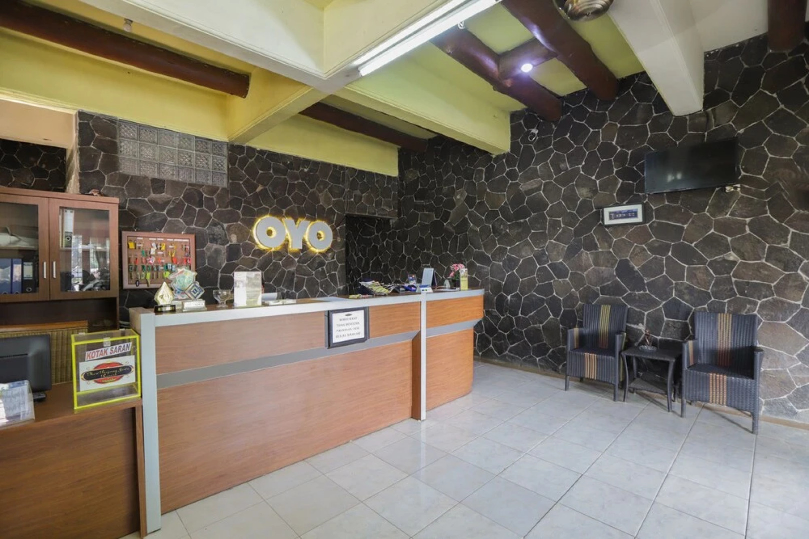 OYO 735 New Panjang Jiwo Resort