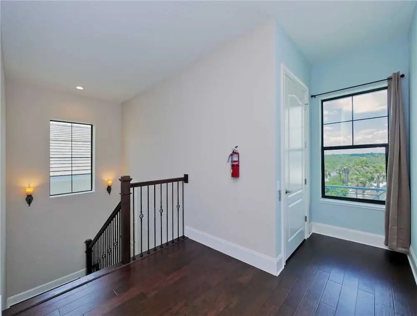 Cinnamon Beach Nautilus Ocean Front - Six Bedroom Condo