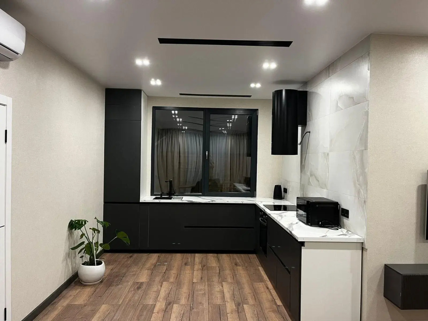 Дом с панорамными окнами